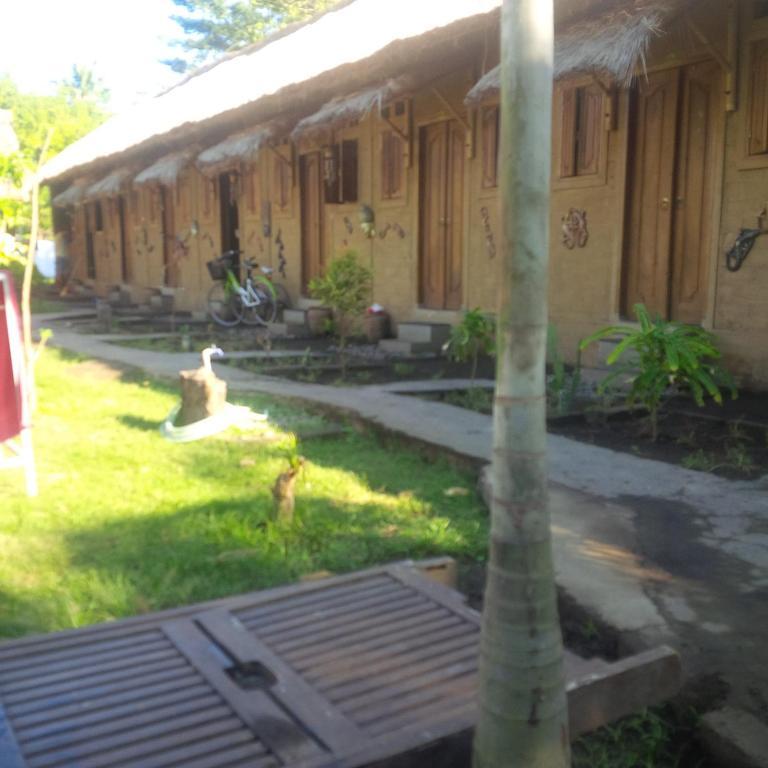 Baleku Homestay Trawangan Гили Траванган Экстерьер фото